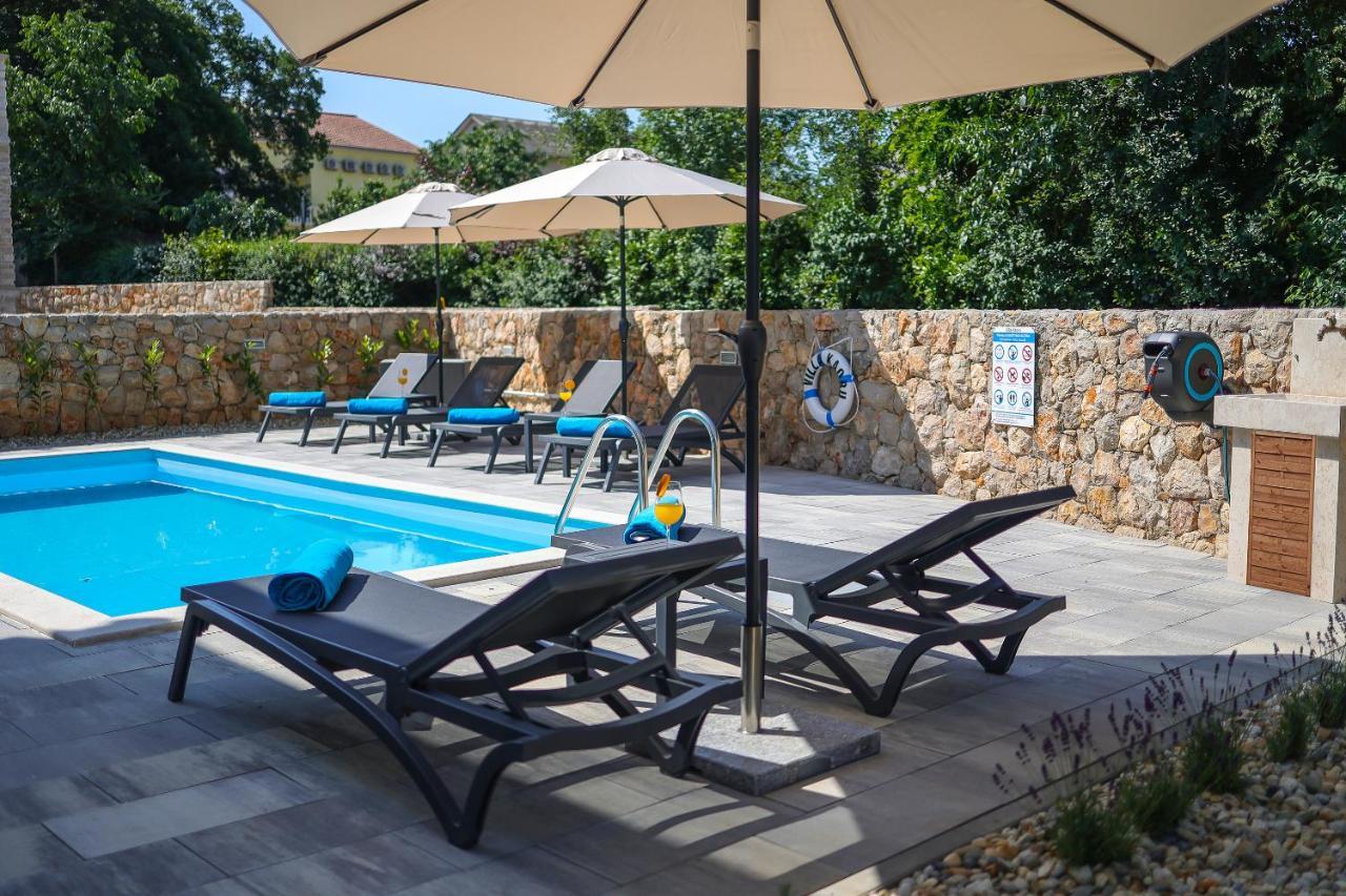 Villa Kaoru Brand New Villa With A Heated Swimming Pool Malinska Extérieur photo