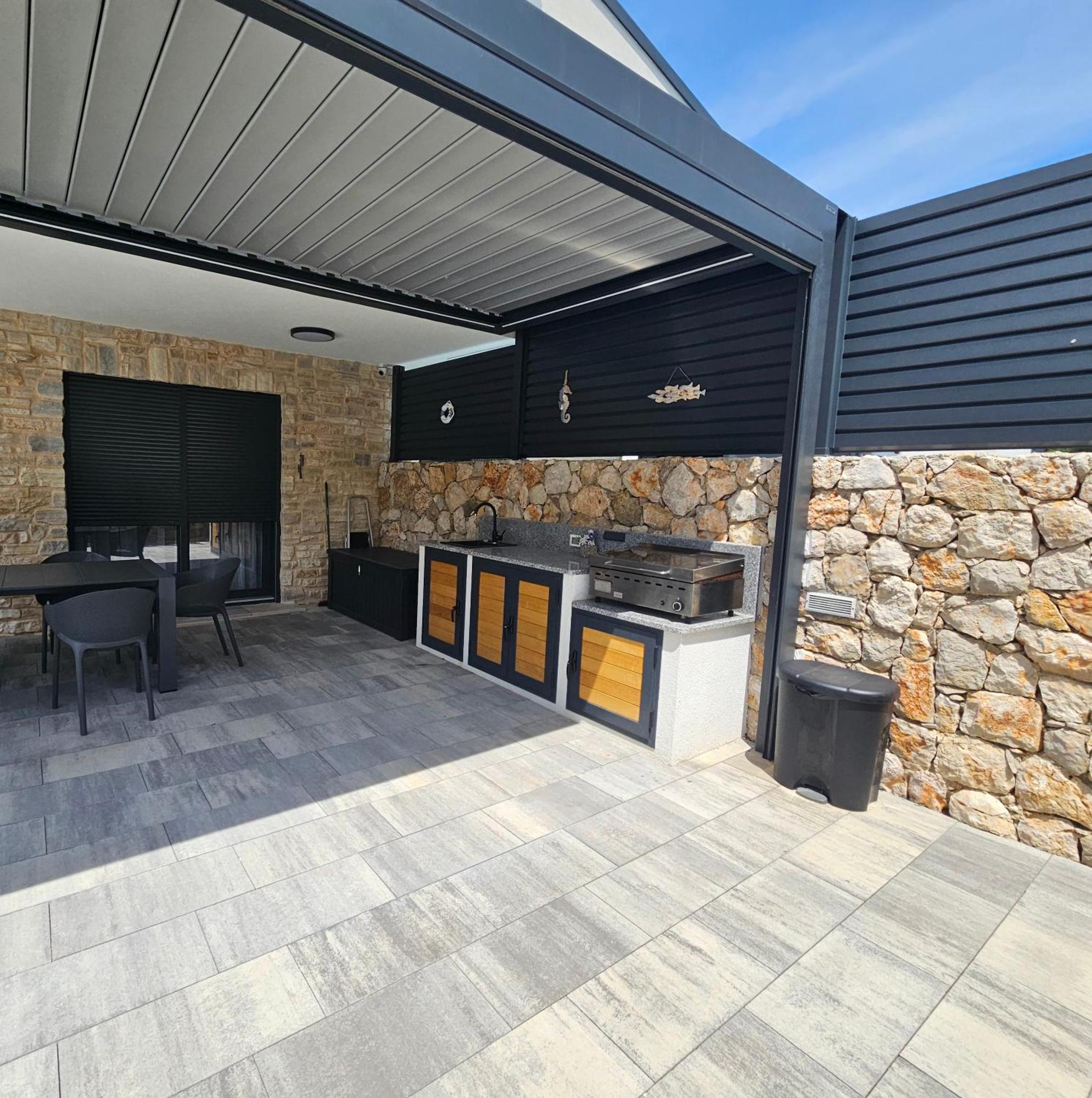 Villa Kaoru Brand New Villa With A Heated Swimming Pool Malinska Extérieur photo